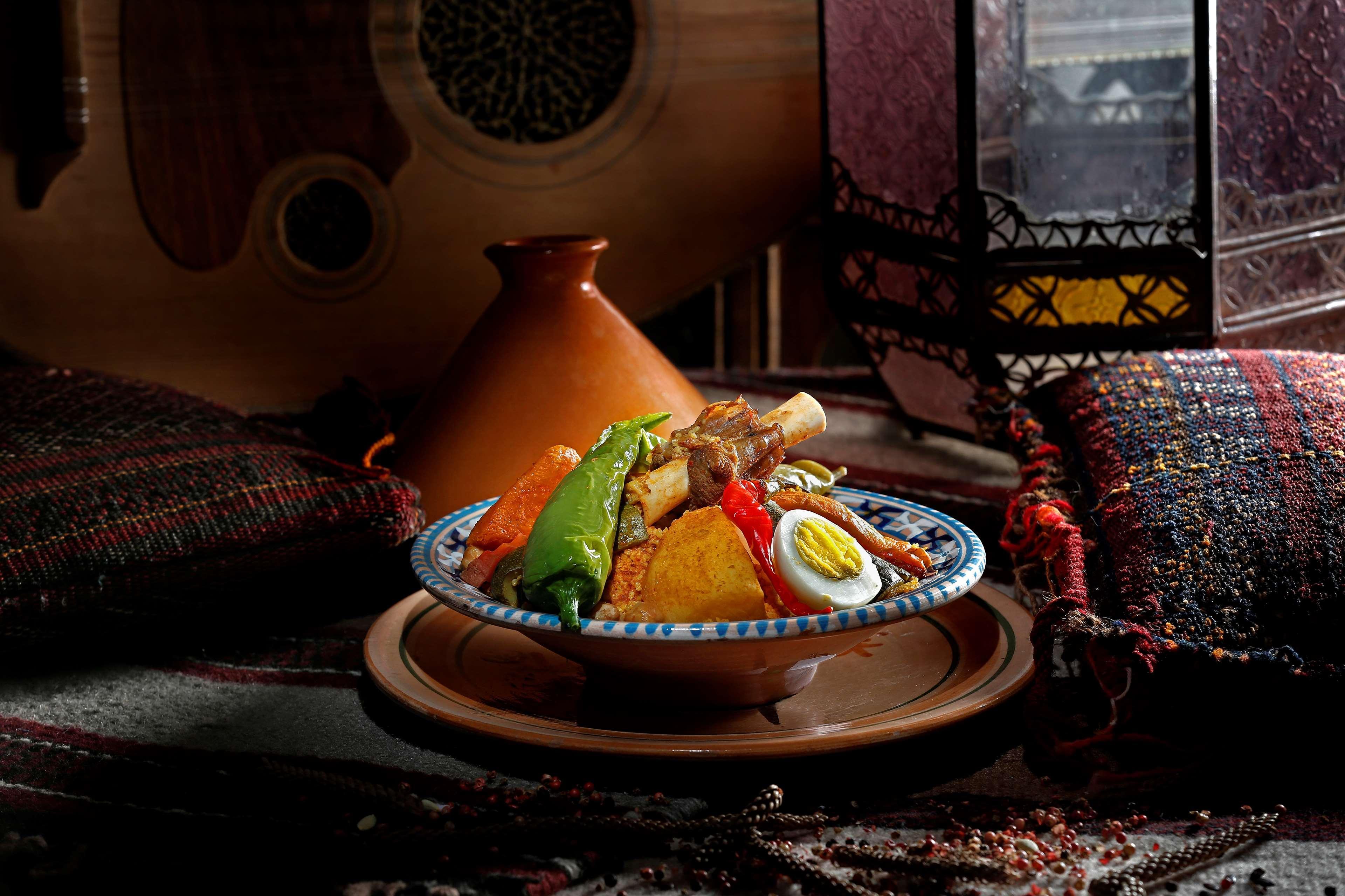 Radisson Blu Palace Resort & Thalasso, Djerba Mezraia Exterior foto A traditional couscous