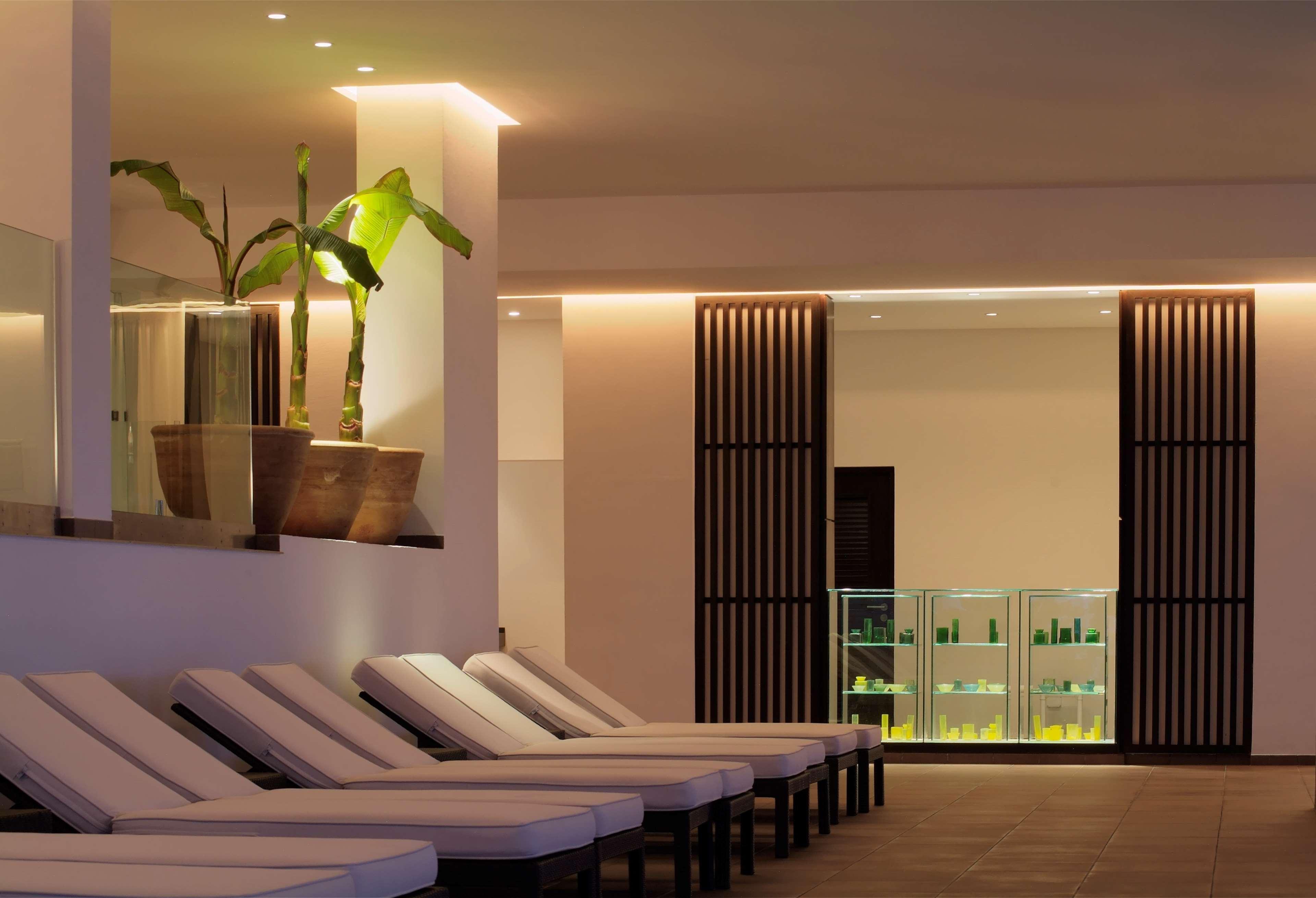 Radisson Blu Palace Resort & Thalasso, Djerba Mezraia Exterior foto The spa at The Standard, East Village