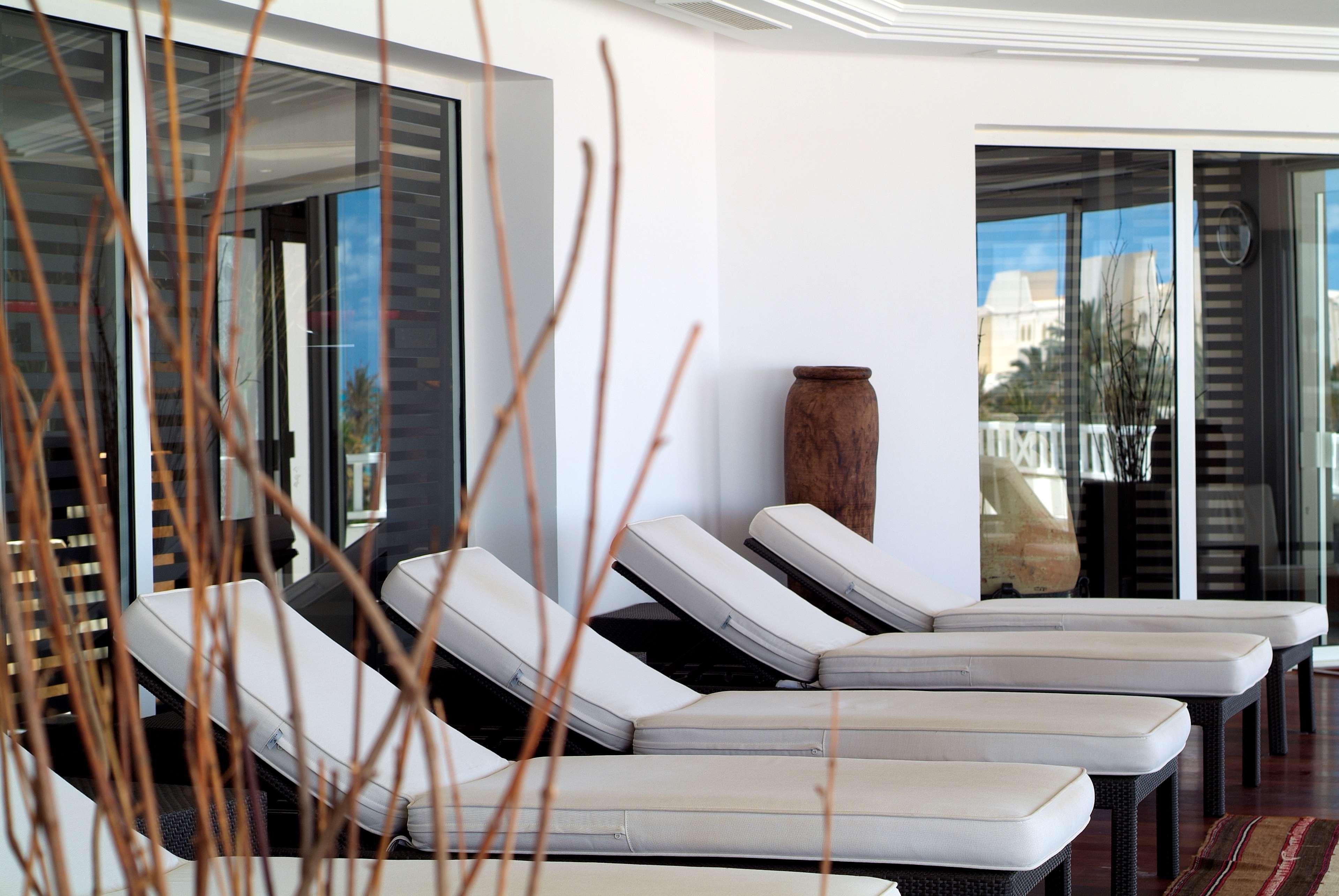 Radisson Blu Palace Resort & Thalasso, Djerba Mezraia Exterior foto The spa at the Atlantis Paradise Island
