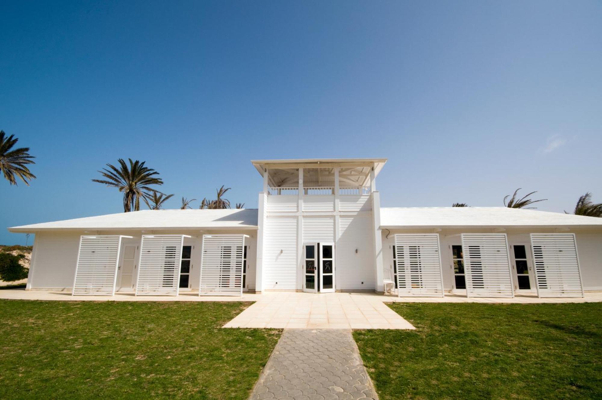 Radisson Blu Palace Resort & Thalasso, Djerba Mezraia Exterior foto The new terminal