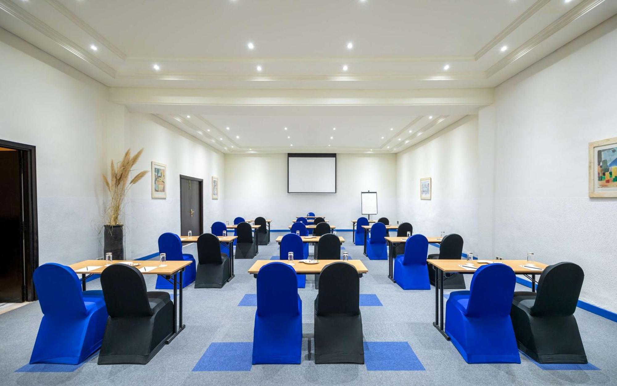 Radisson Blu Palace Resort & Thalasso, Djerba Mezraia Exterior foto Meeting room